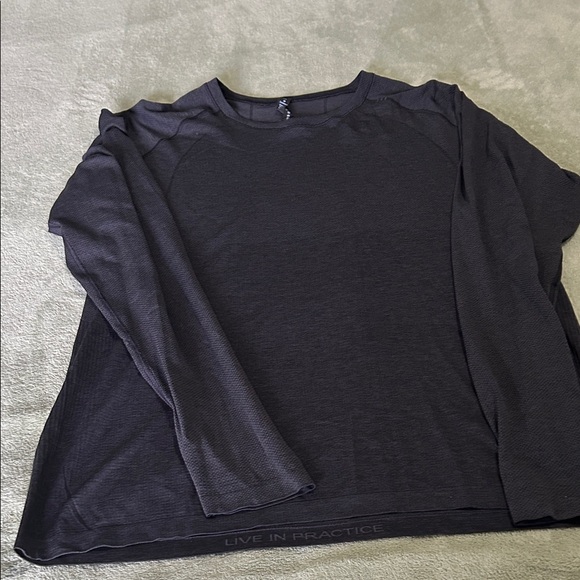 Lululemon Athletica Charcoal Long Sleeve XXL - Picture 1 of 5